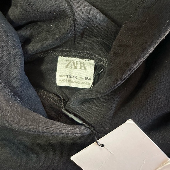 Zara Girls Black Cropped Hoodie - Picture 3 of 4